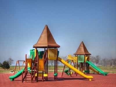 My Child was Injured on a Playground, Can I Sue?